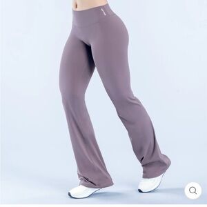 Women's Mauve Flared Pants